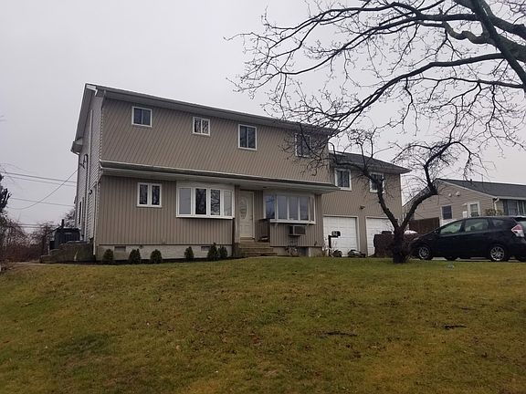 3rd image of 16 Marvin Dr