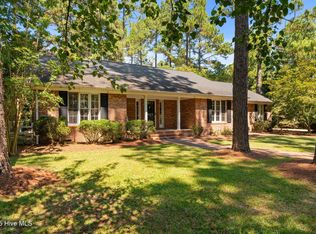 30 Birdie Dr, Whispering Pines, NC 28327