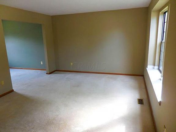 2nd image of 3748 Stonesthrow Ln