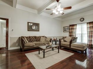 2311 Garden Ln, Arlington, TX 76015