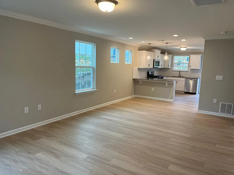 4032 Winding Vine Ln — Photo 7