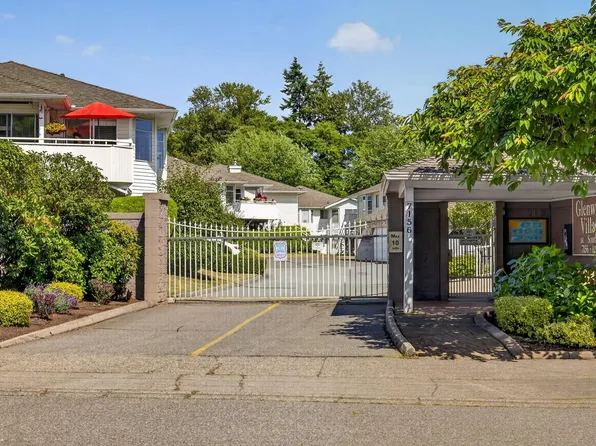 7156 121st St #210, Surrey, BC V3W 0J6