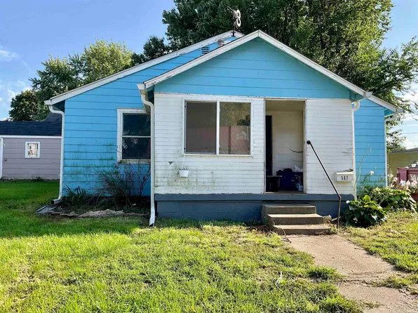 507 E McClurg St, Frankfort, IN 46041