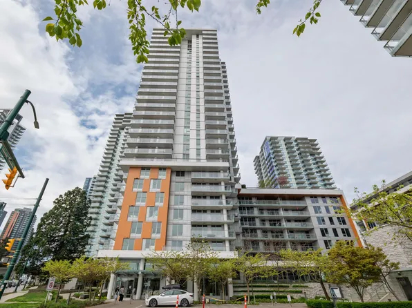 455 SW Marine Dr #2001, Vancouver, BC V5X 2S9