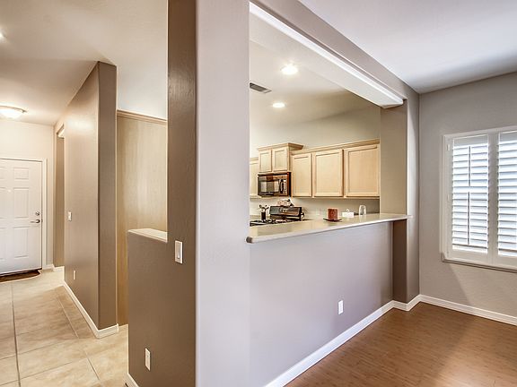 4th image of 18520 W Sanna St