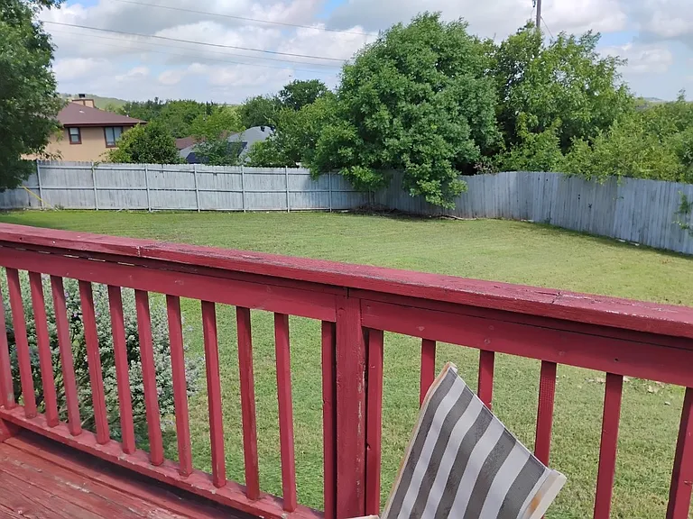 410 Saddle Dr — Photo 49