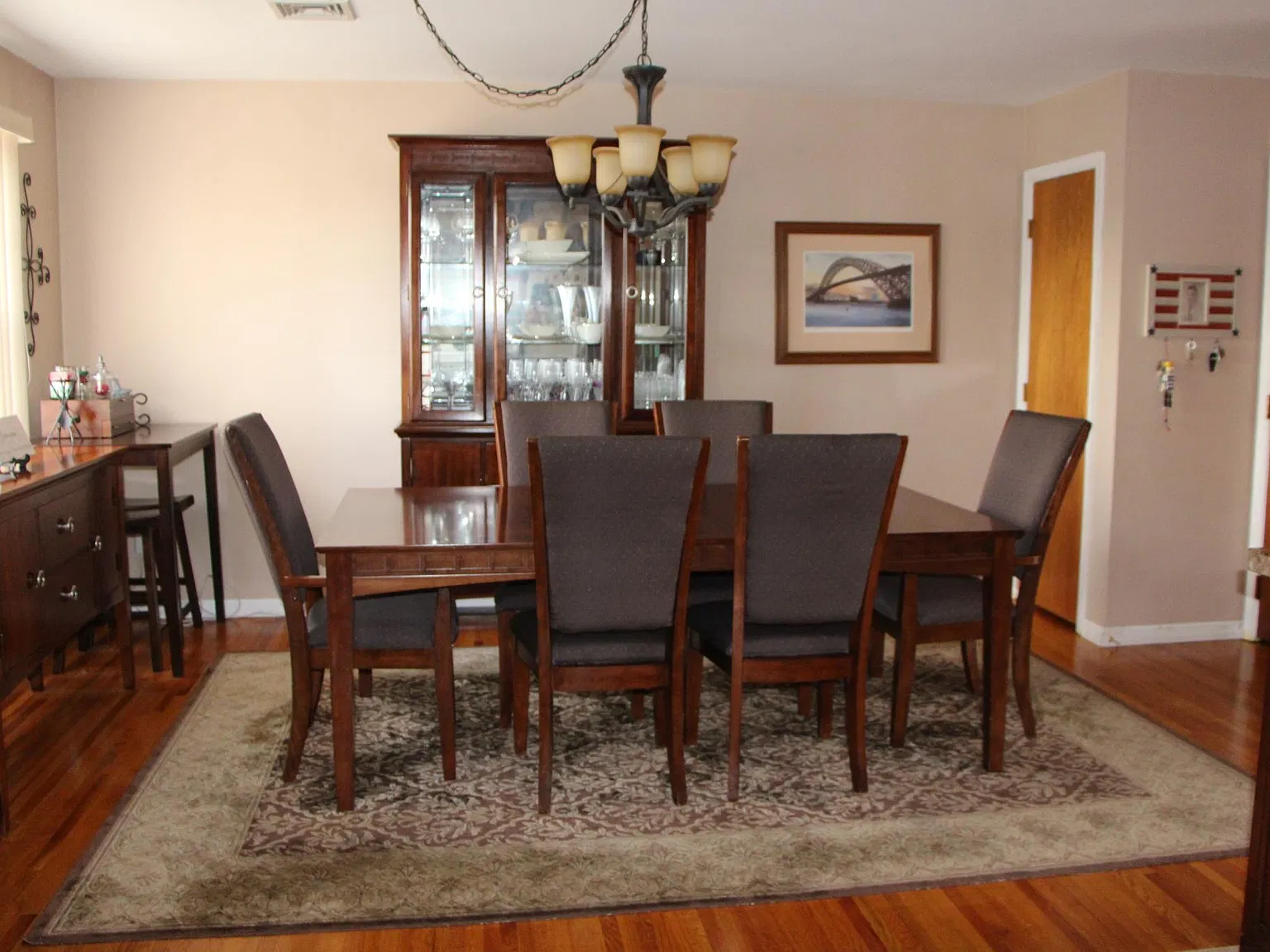 3 bed, 1500 sqft, $3,000 — Photo 4