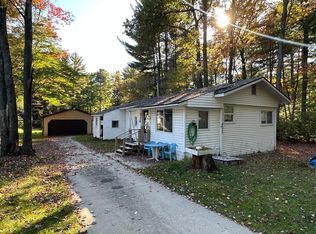 4225 Clark St, Lewiston, MI 49756