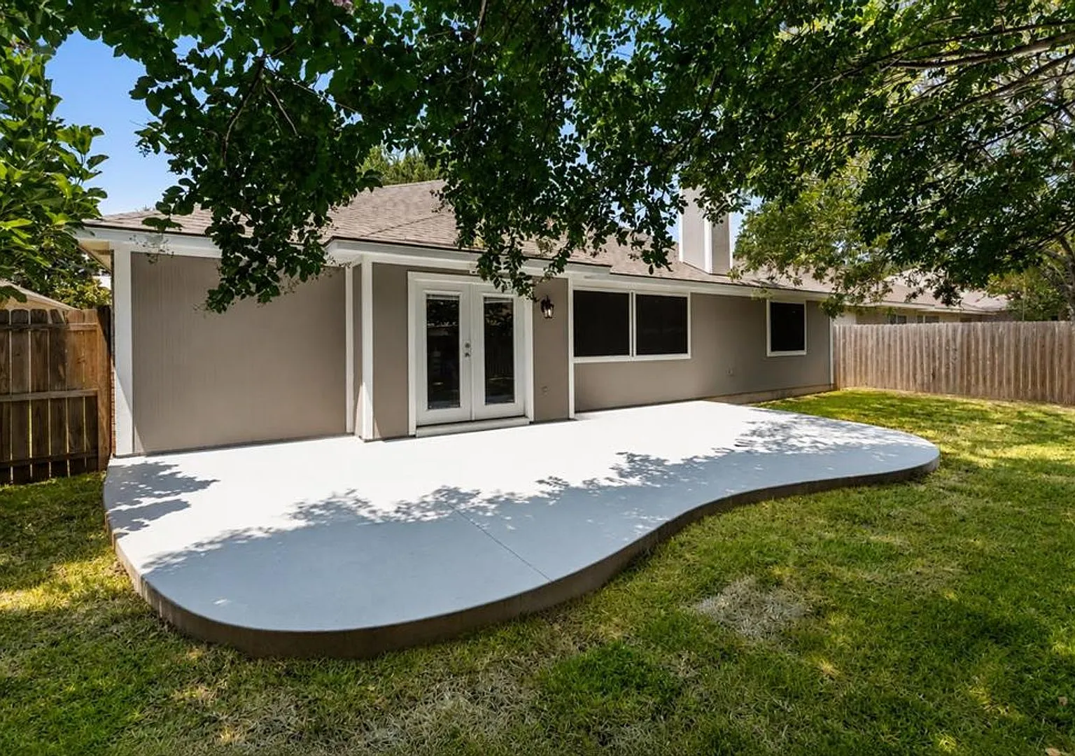 One Story - 4 Bedroom Home in Round Rock! — Photo 4