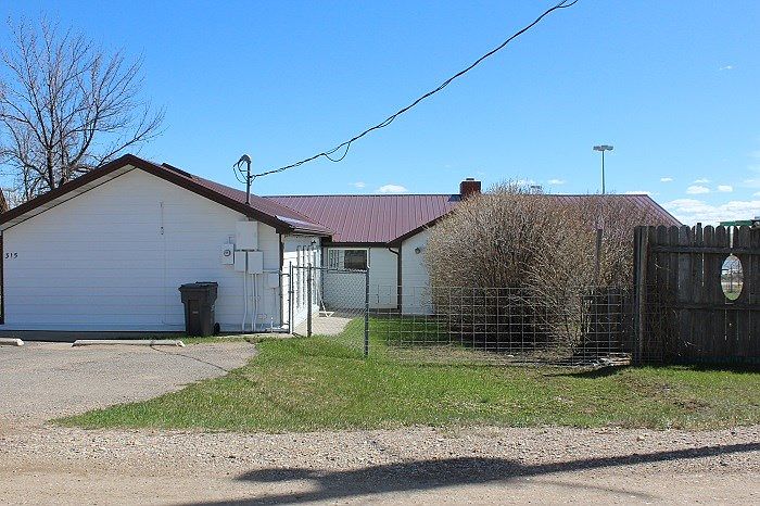 1st image of 314 1st St