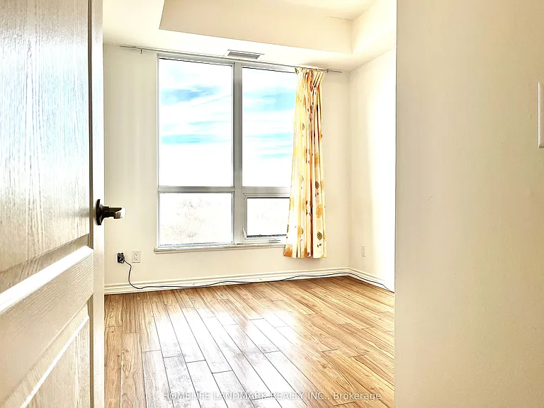 8323 Kennedy Rd W #821 — Photo 5