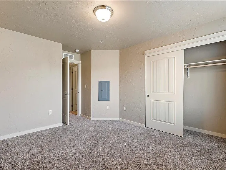 Cimarron Townhomes — Photo 13