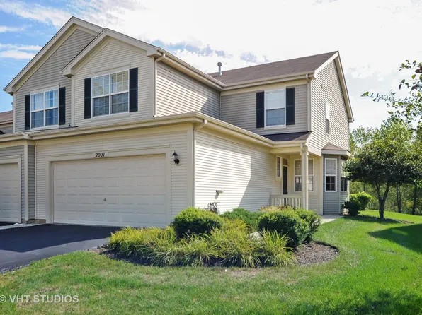 2007 S Kristina Ln, Round Lake, IL 60073