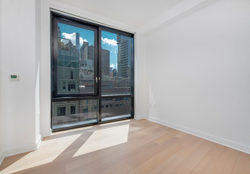 1st image of 21 W End Ave APT 1210