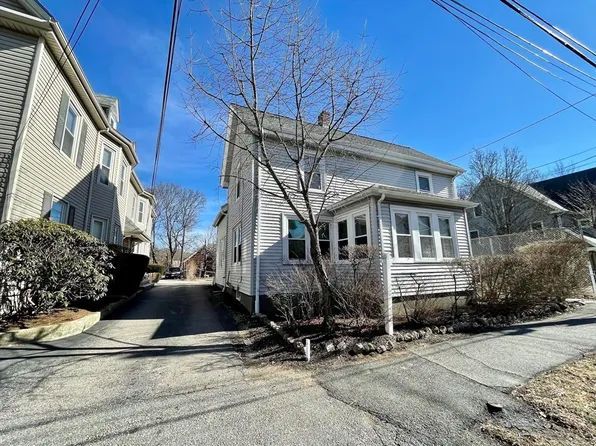 94 Dalby St, Newton, MA 02458