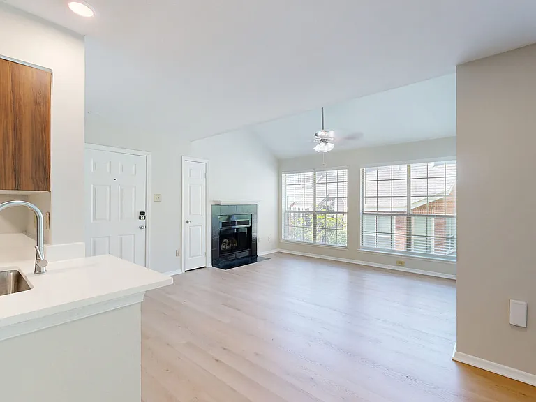 Dominion Lake Ridge — Photo 46