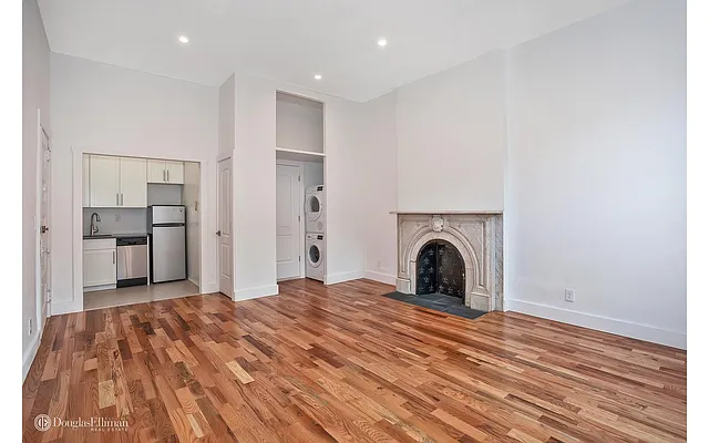 Rented by Douglas Elliman | media 9