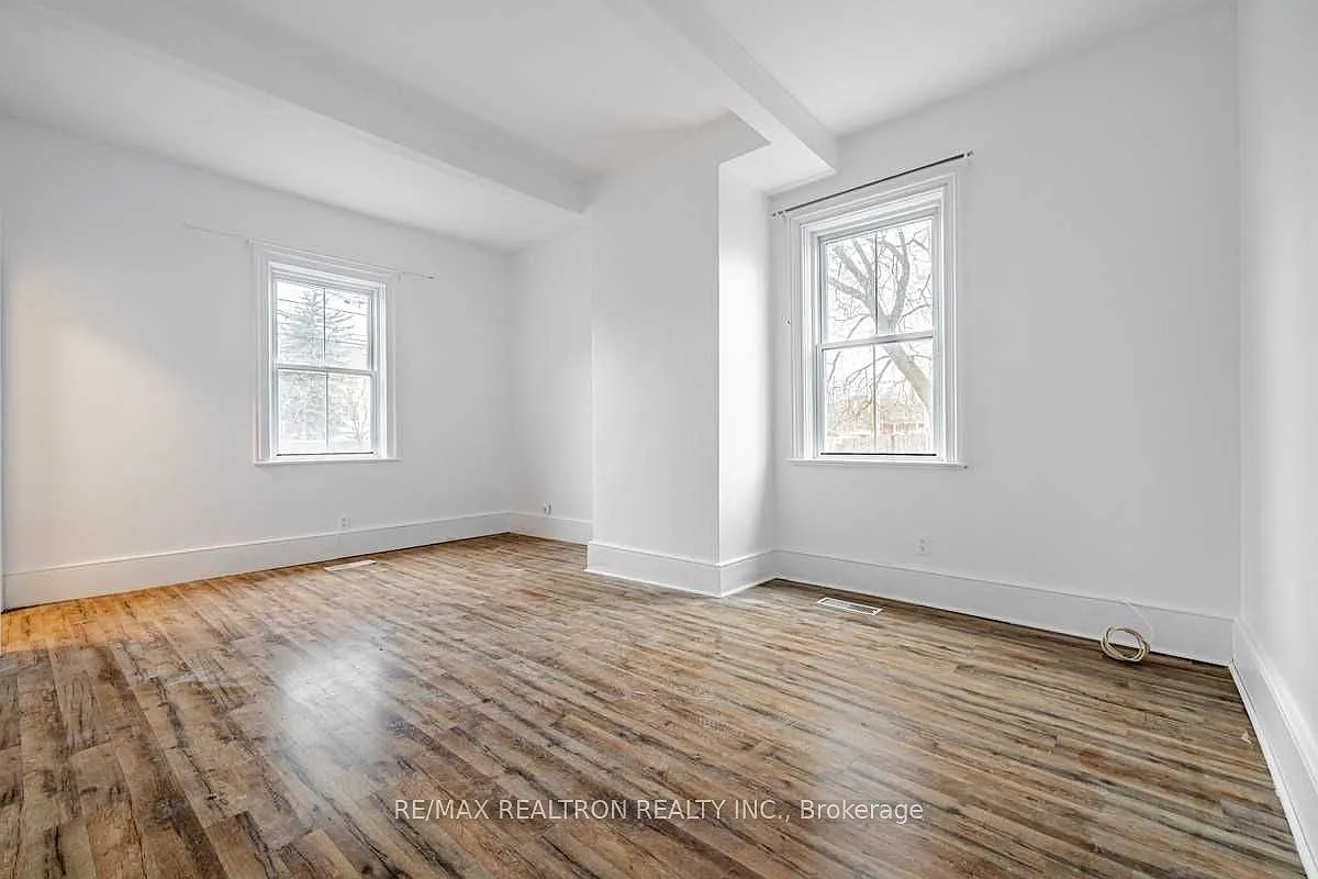 2 bed, $2,350 — Photo 4