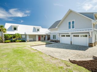 1205 Kings Landing Rd, Hampstead, NC 28443