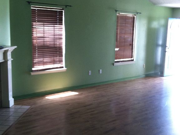 4th image of 11132 Windsor Hill Dr