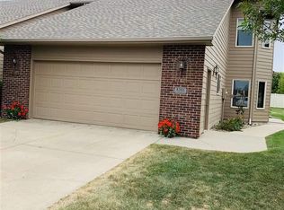8305 S Brenda Pl, Sioux Falls, SD 57108