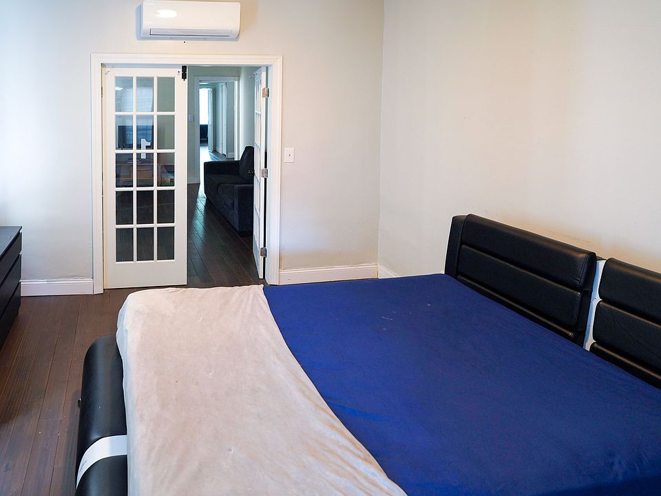 Largest room with walk in closet