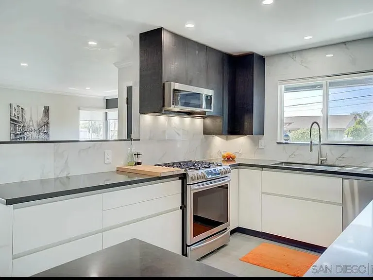 6571 Barnhurst Dr — Photo 11