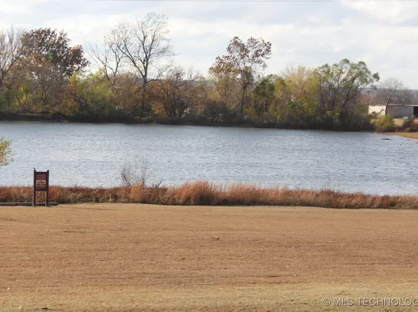 2155 E 154th St N, Skiatook, OK 74070