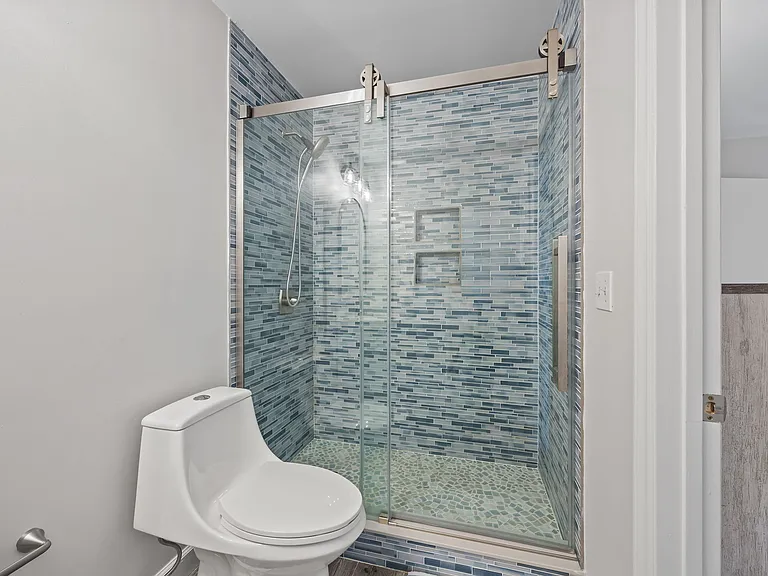 18867 Vineyard Point Ln — Photo 21