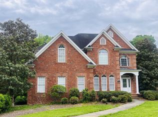 2140 Rossmore Rd, Clemmons, NC 27012