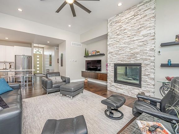 2nd image of 23 Shadybrook Dr