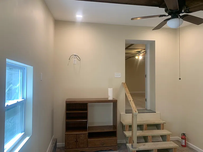 2405 Westchester Ave — Photo 11
