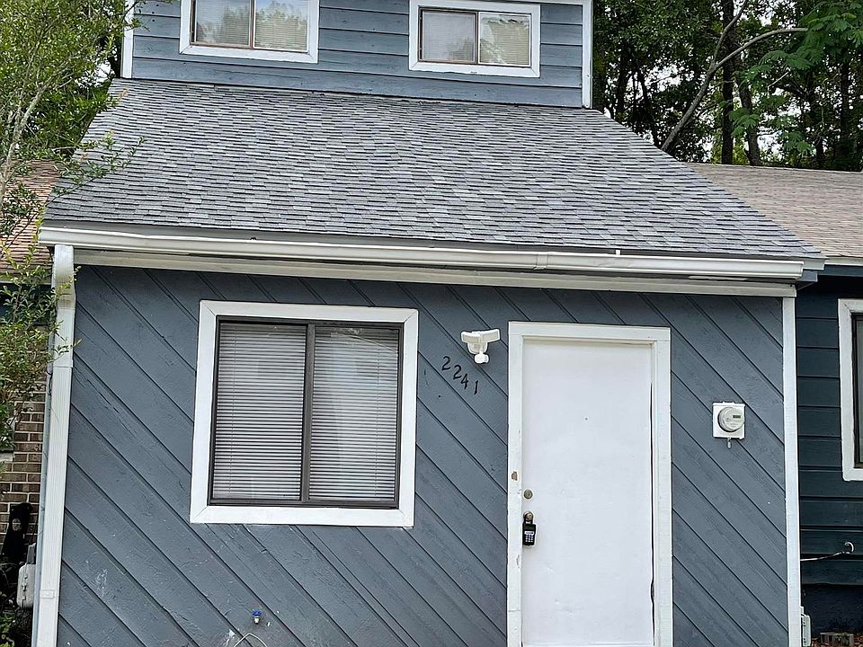 1st image of 2241 Sandpiper St