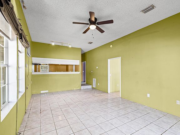 5th image of 5650 Cruzat Way