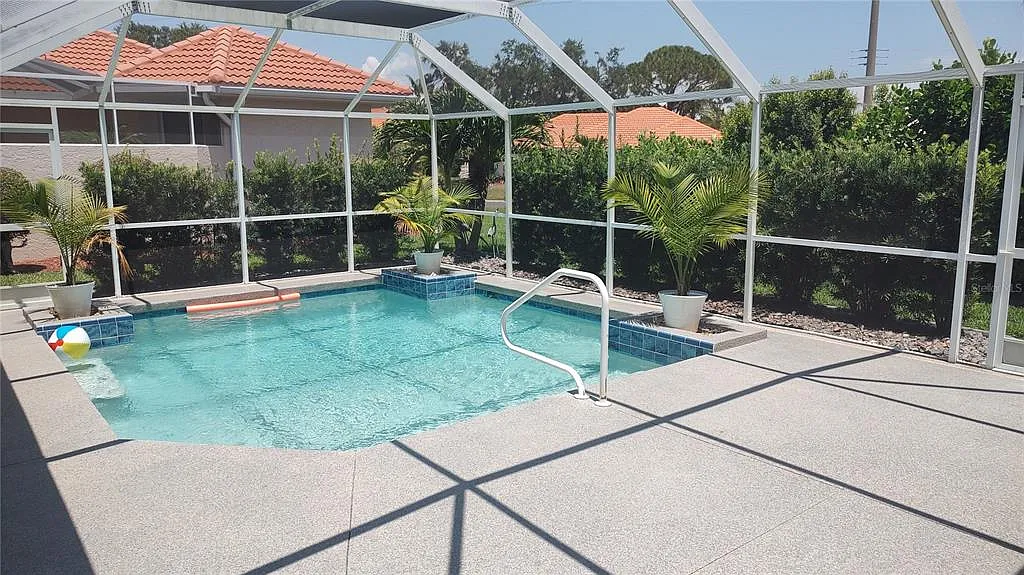3 bed, 2.0 bath, 1744 sqft, $2,750 — Photo 3
