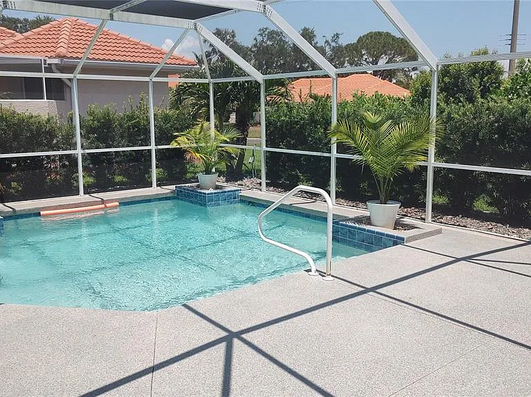 4835 Jacaranda Heights Dr — Photo 3