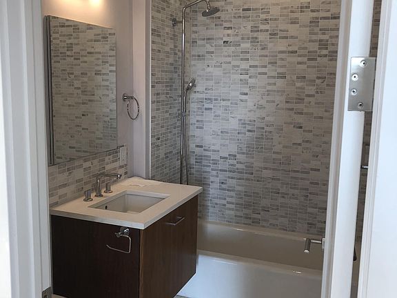 3rd image of 2301 Bainbridge St APT 305