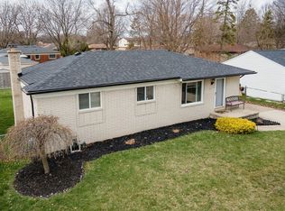 41429 Bernard Dr, Sterling Heights, MI