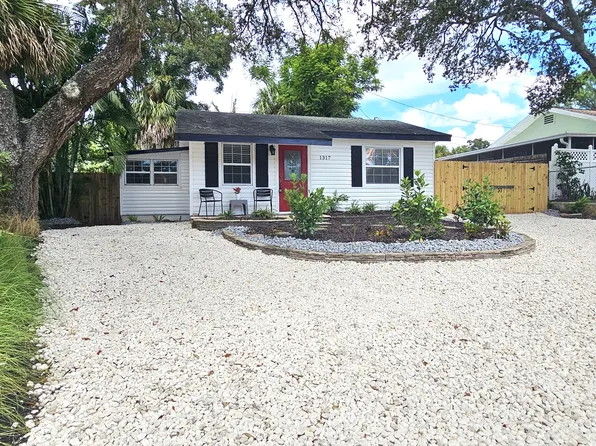 1317 Nebraska Ave, Palm Harbor, FL 34683