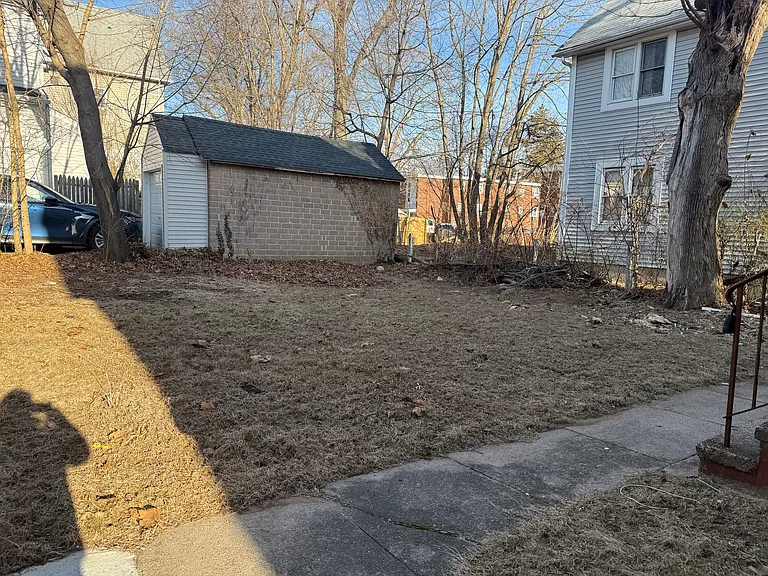 552 Central Ave #2 — Photo 3