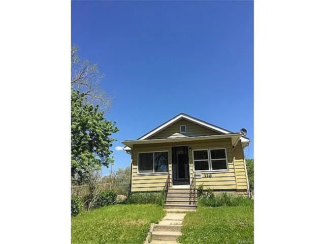 116 W Beverly Ave photo 1
