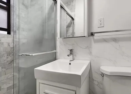 Rented by Bruma Realty LLC | media 6