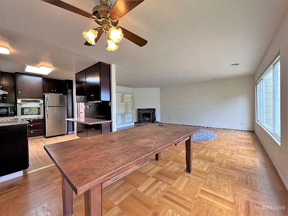 5th image of 1742 Funston Ave #1