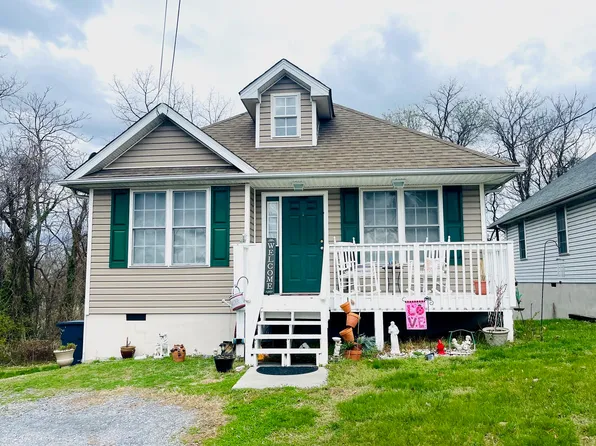 1608 Wallace Ave NE, Roanoke, VA 24012