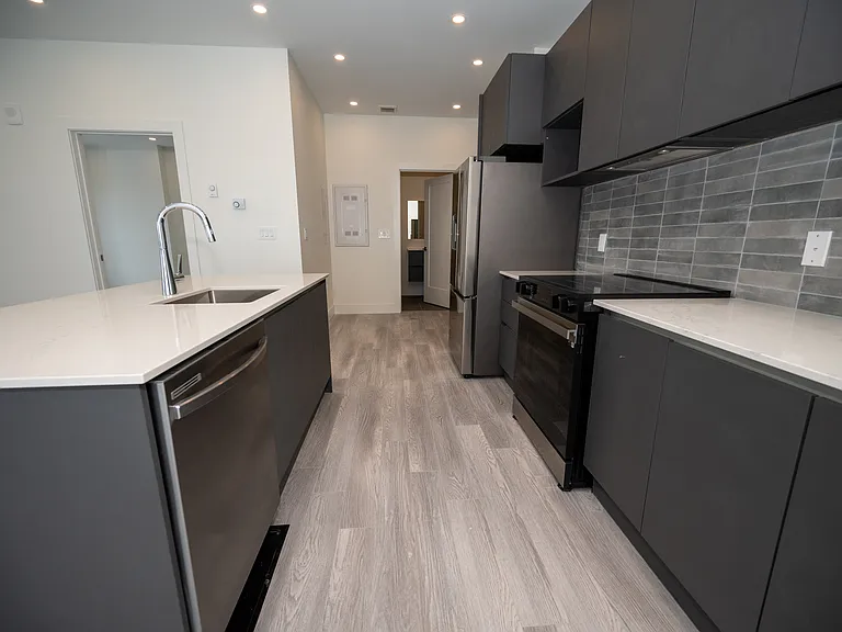 307 Prince Albert Rd — Photo 33