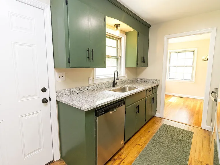116 Centro St — Photo 10