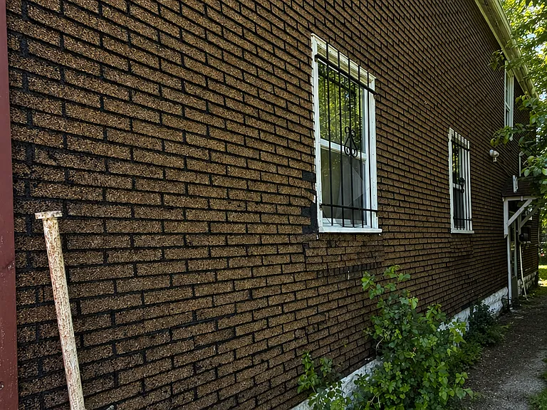 2120 Saint Louis Ave — Photo 16