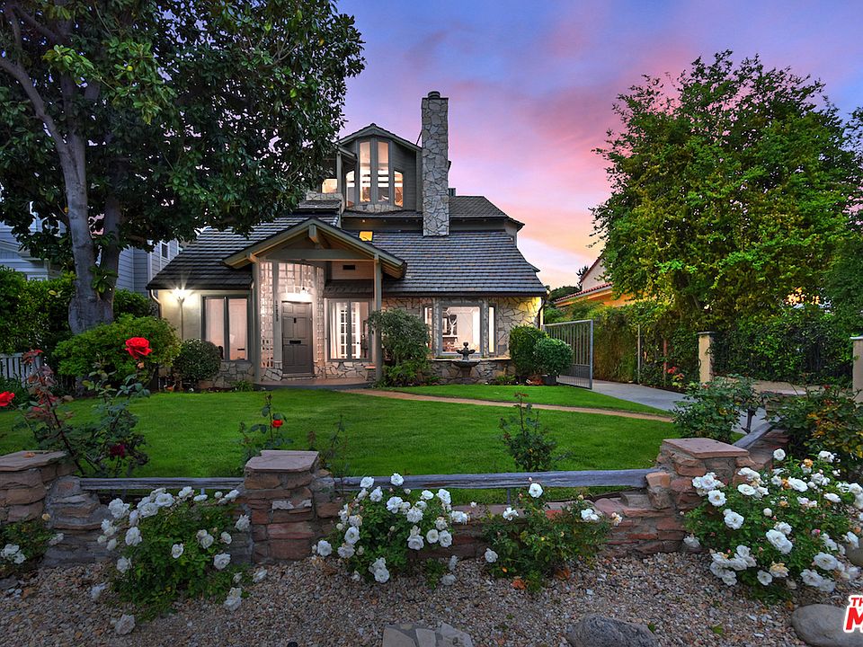 12959 Woodbridge St, Studio City, CA 91604 | Zillow