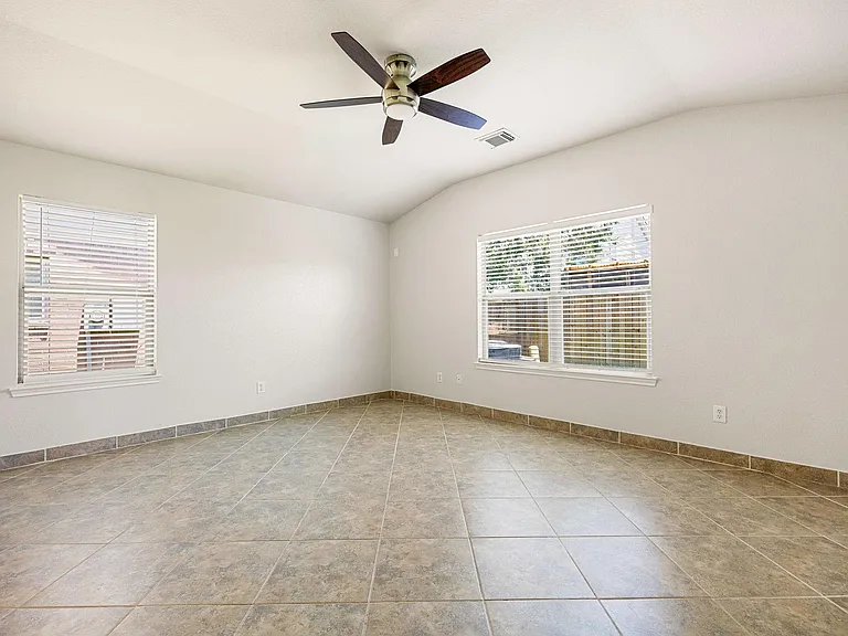 21623 Dalton Spring Ln — Photo 11