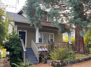 523 N 73rd St, Seattle, WA 98103